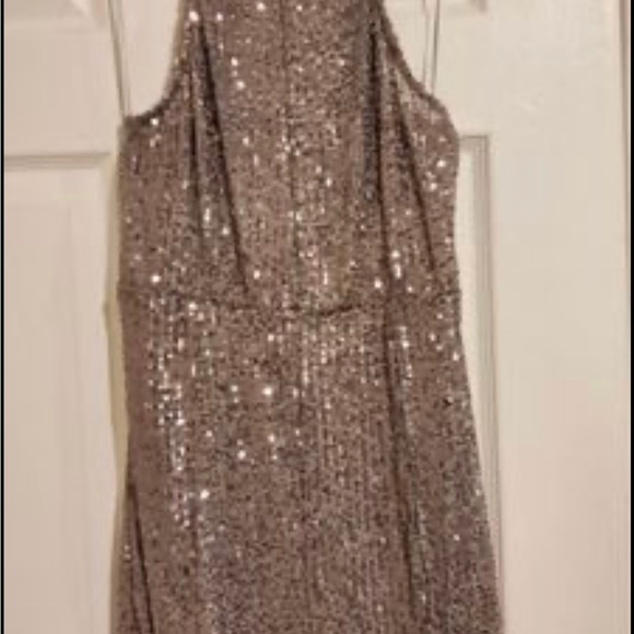 Sequins dress - Picture 4 of 8